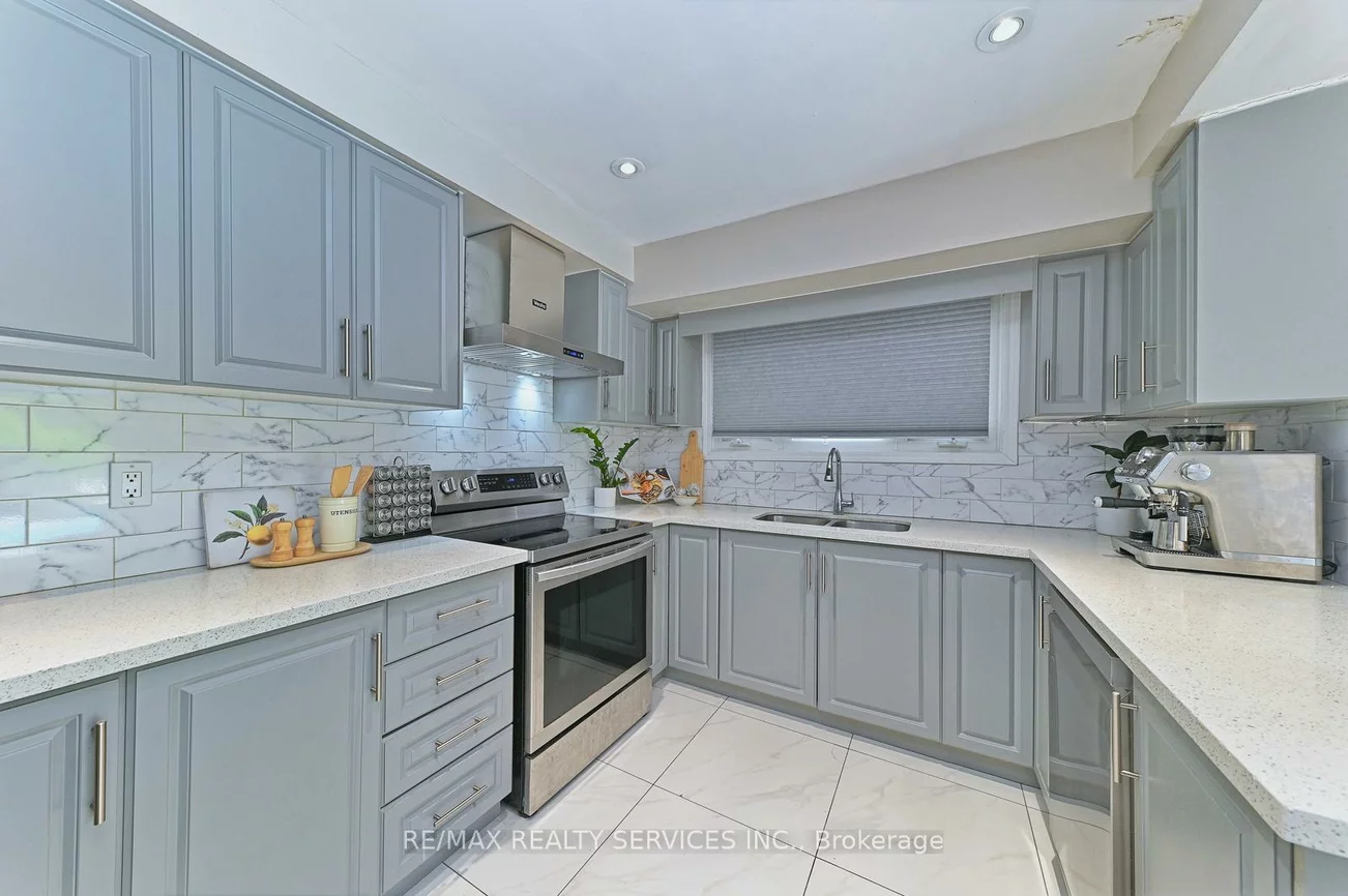 2545, Folkway, Erin Mills, Mississauga