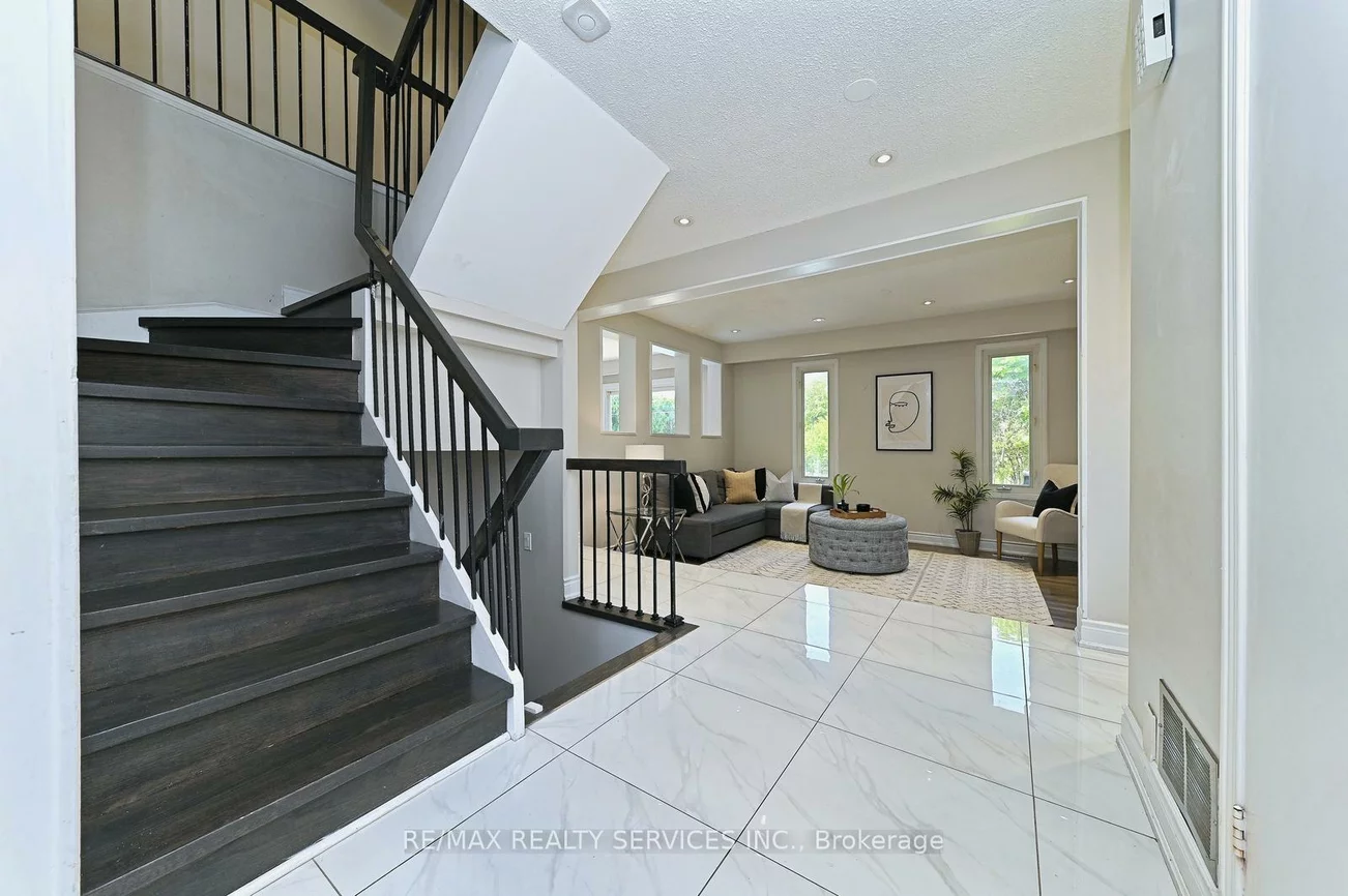 2545, Folkway, Erin Mills, Mississauga