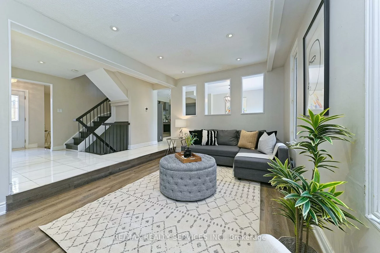2545, Folkway, Erin Mills, Mississauga