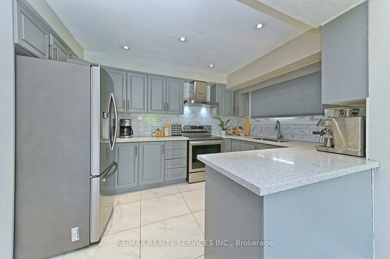 2545, Folkway, Erin Mills, Mississauga
