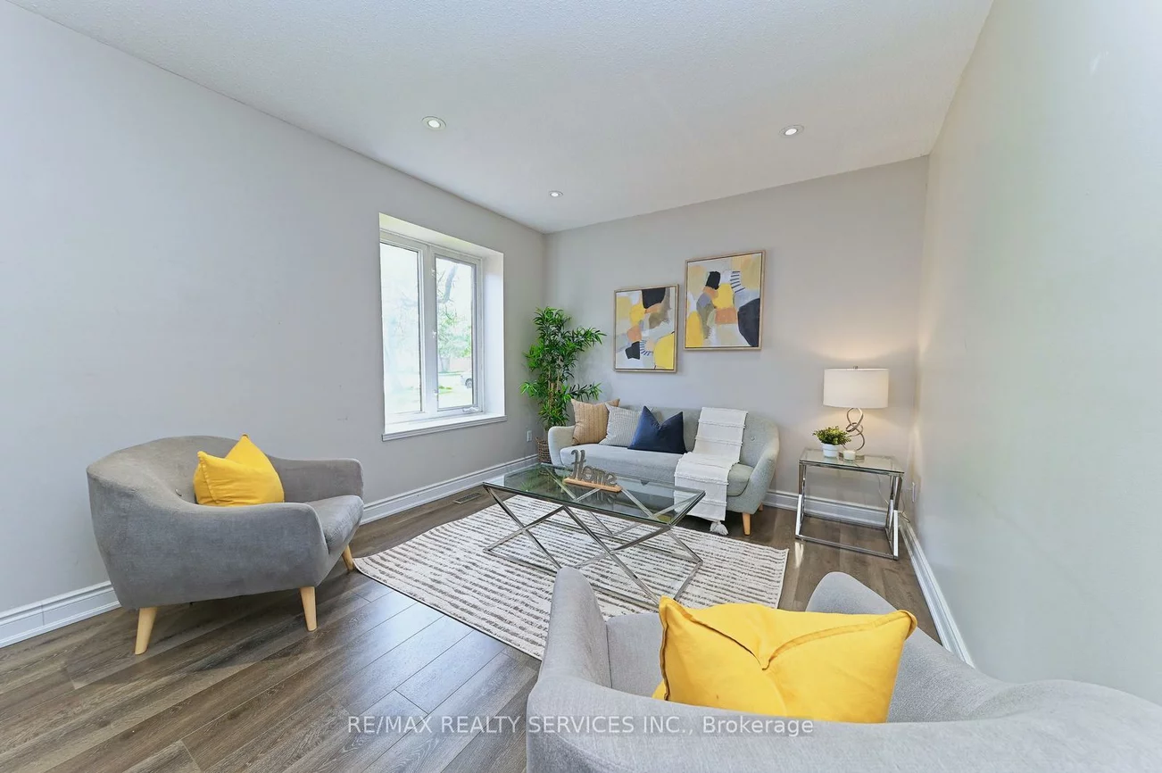2545, Folkway, Erin Mills, Mississauga