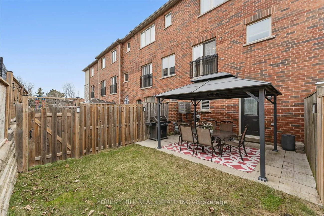 3038, Haines, Applewood, Mississauga