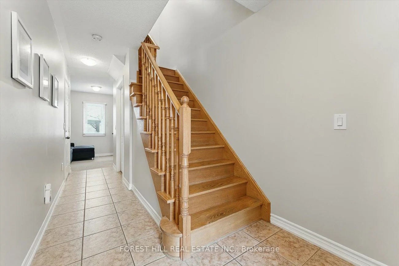 3038, Haines, Applewood, Mississauga