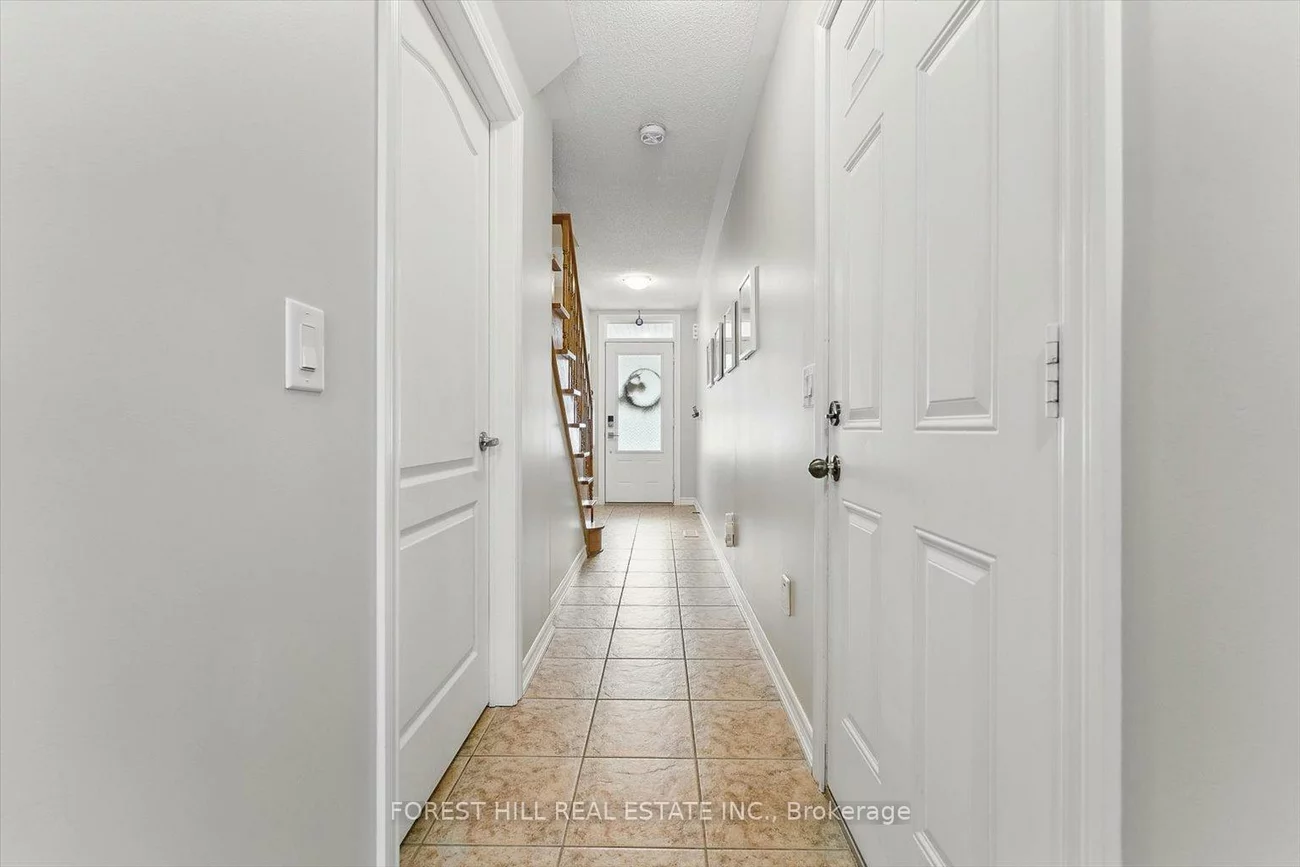3038, Haines, Applewood, Mississauga