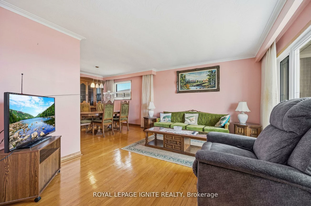 3746, Teeswater, Malton, Mississauga