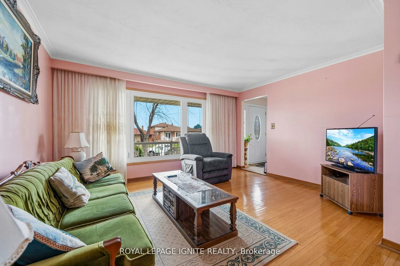 3746, Teeswater, Malton, Mississauga