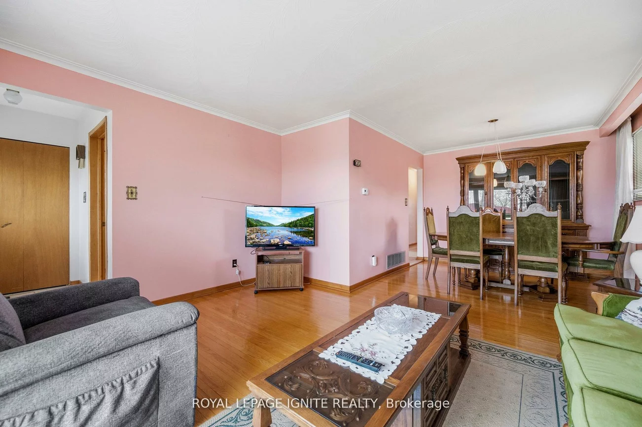 3746, Teeswater, Malton, Mississauga