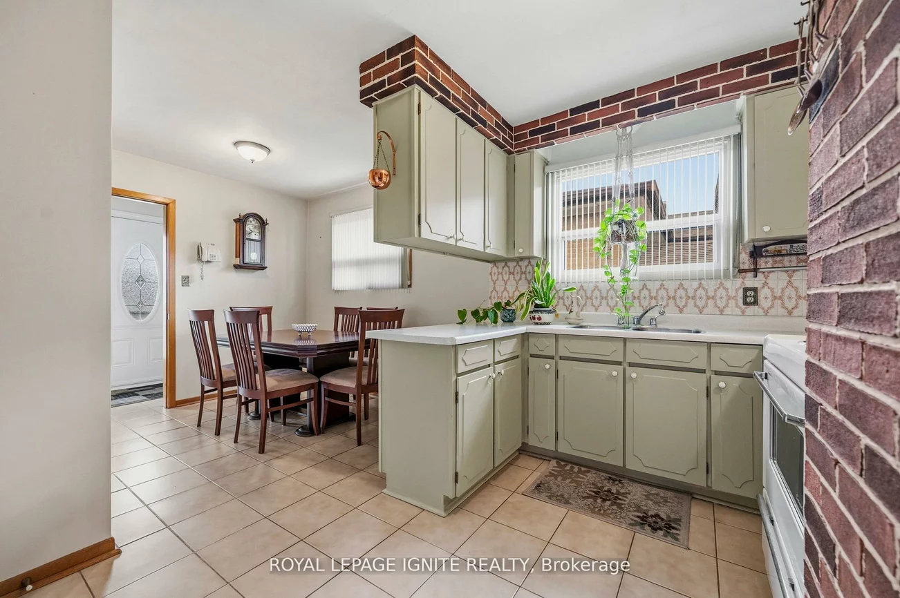 3746, Teeswater, Malton, Mississauga