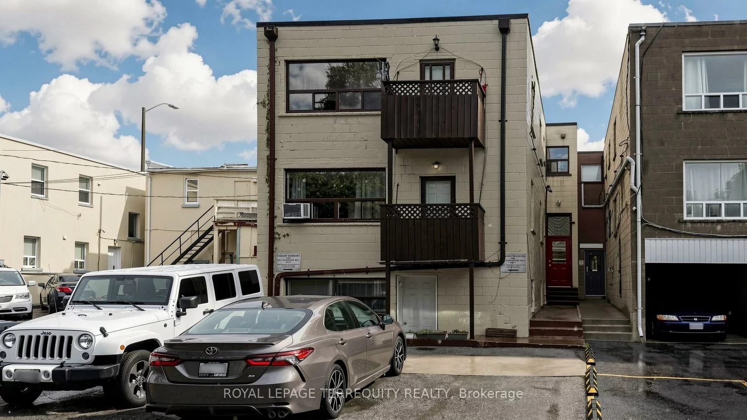 321, Lakeshore, Port Credit, Mississauga
