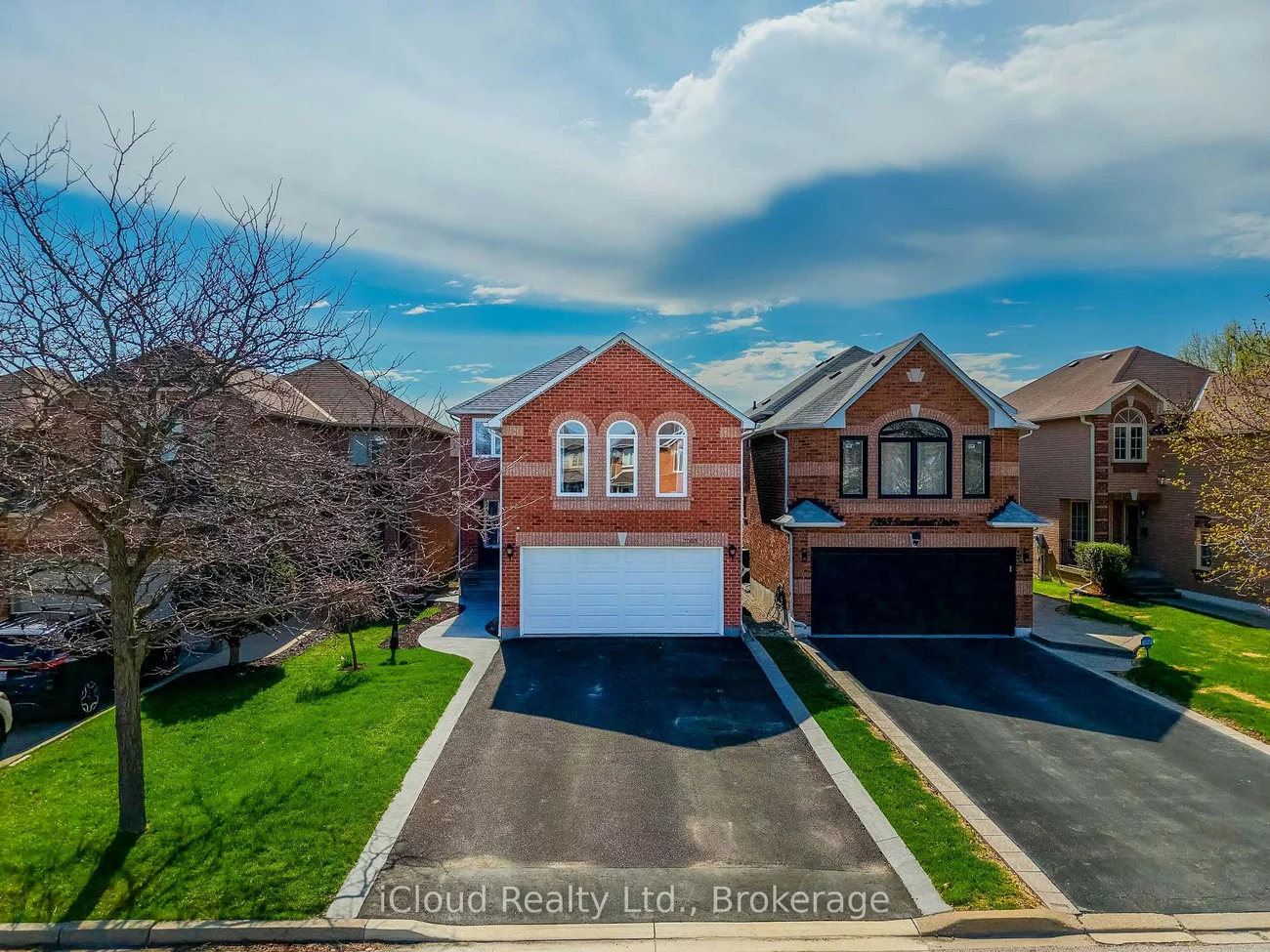 7389, Sandhurst, Lisgar, Mississauga
