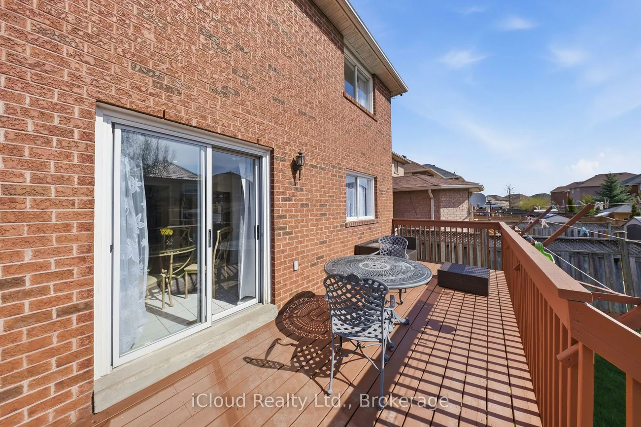 7389, Sandhurst, Lisgar, Mississauga
