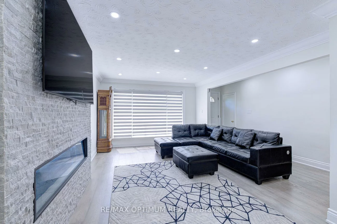 1747, Coram, Dixie, Mississauga