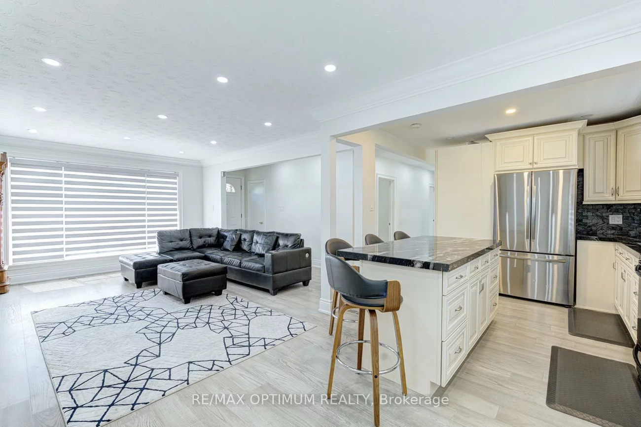 1747, Coram, Dixie, Mississauga