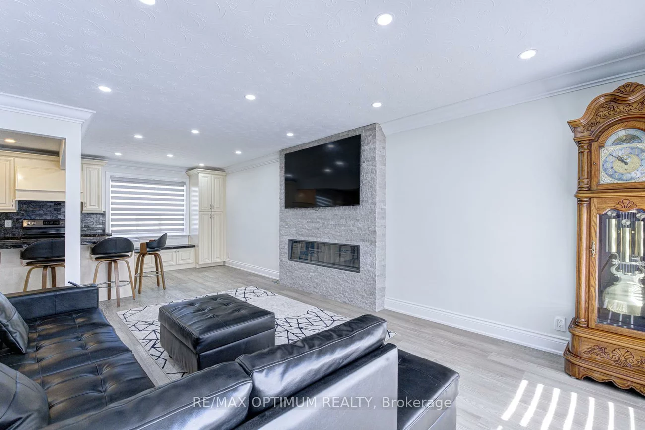 1747, Coram, Dixie, Mississauga