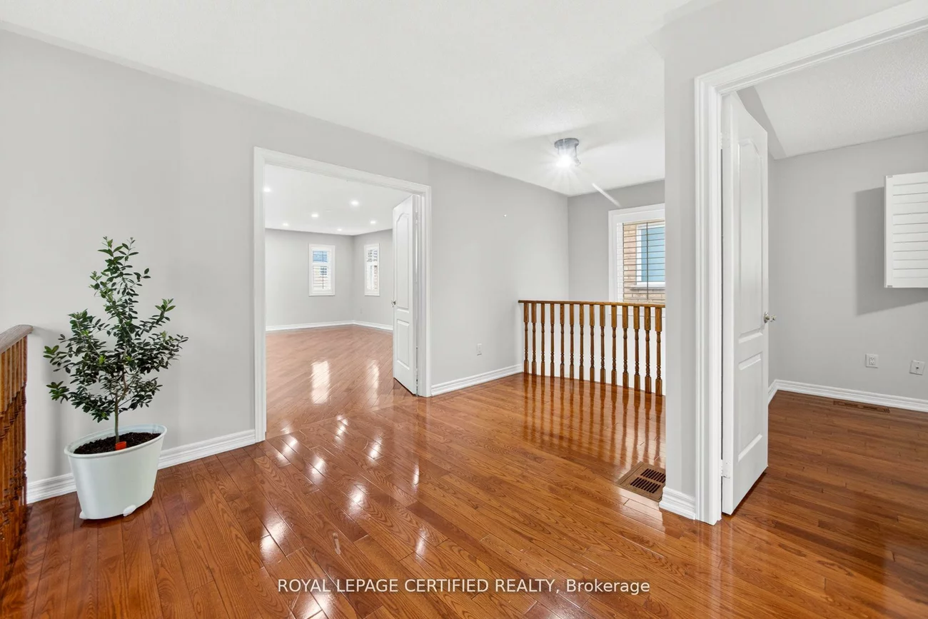 643, Garden, Meadowvale Village, Mississauga
