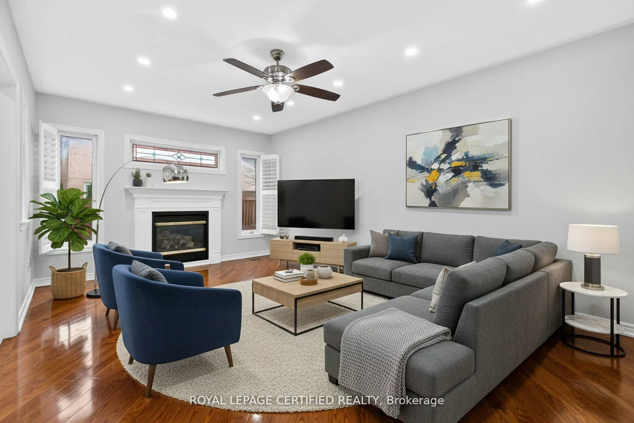 643, Garden, Meadowvale Village, Mississauga