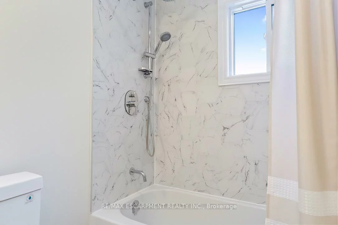 3268, MAINSAIL, Erin Mills, Mississauga