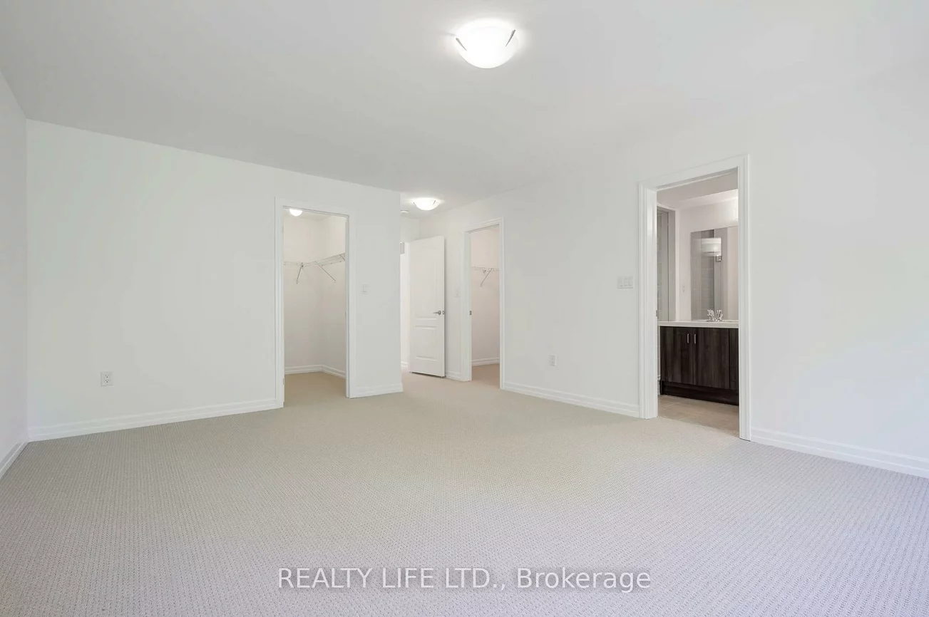 1209, Owls Head, Lakeview, Mississauga