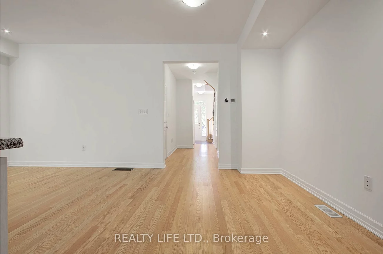 1209, Owls Head, Lakeview, Mississauga