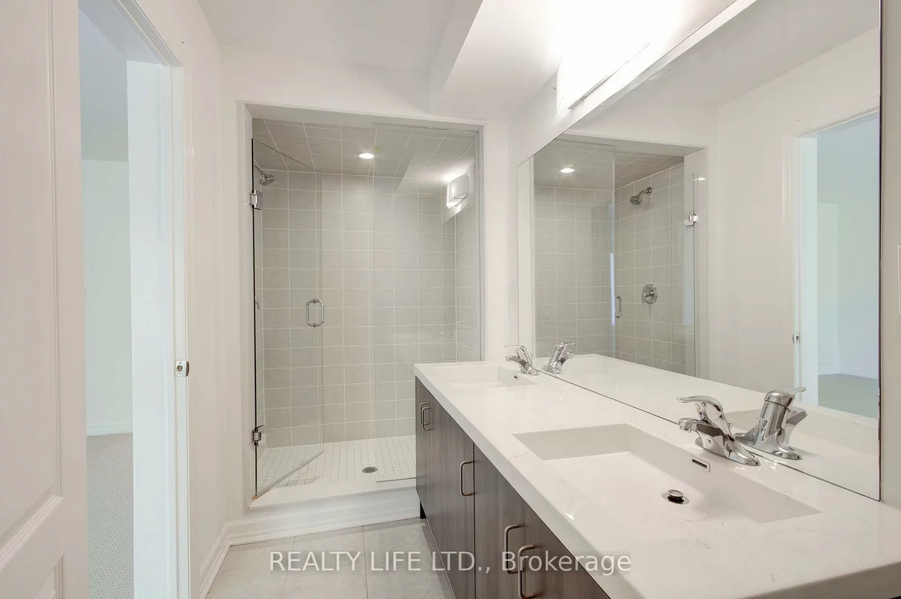 1209, Owls Head, Lakeview, Mississauga