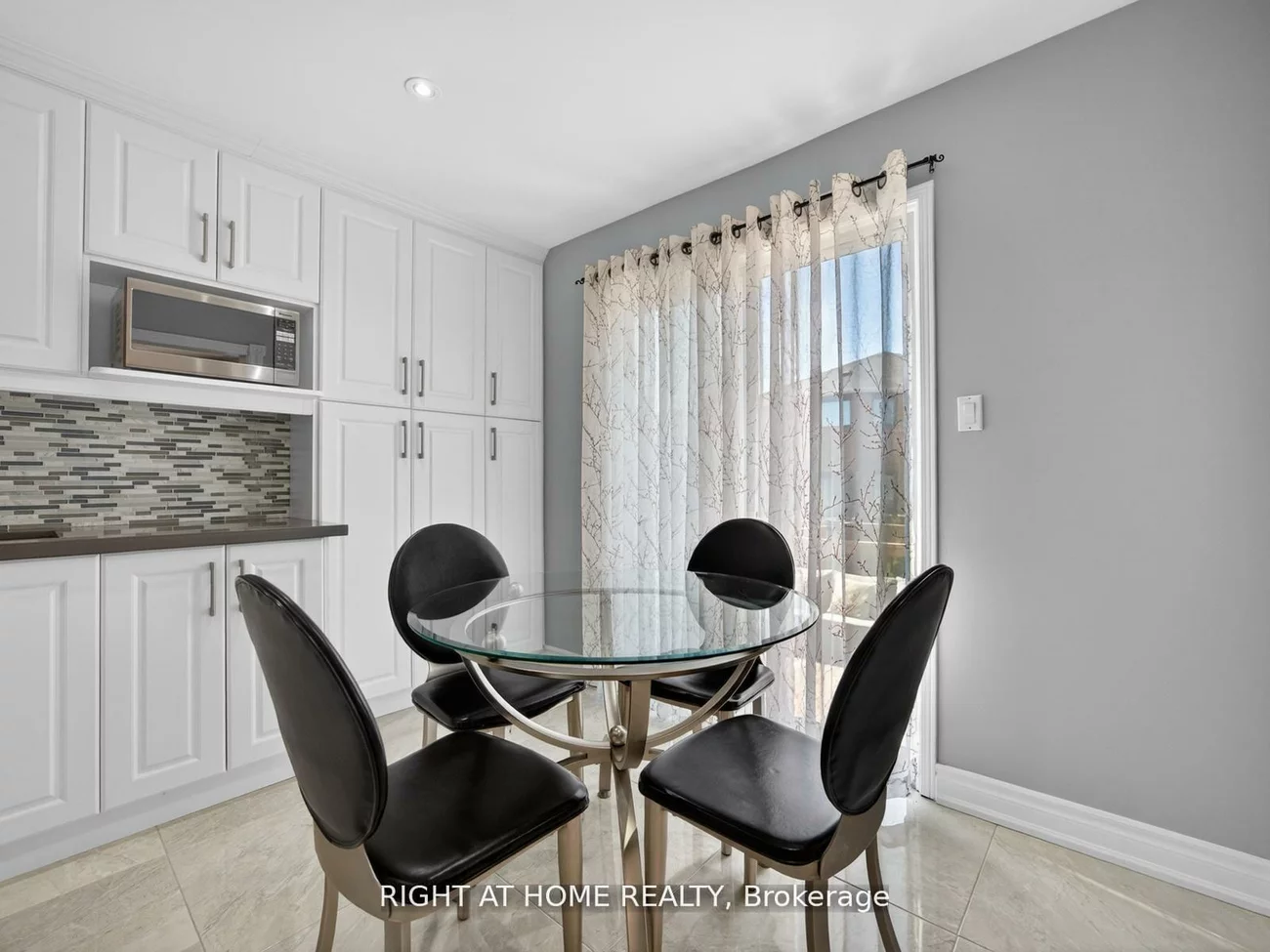 7068, Rosehurst, Lisgar, Mississauga