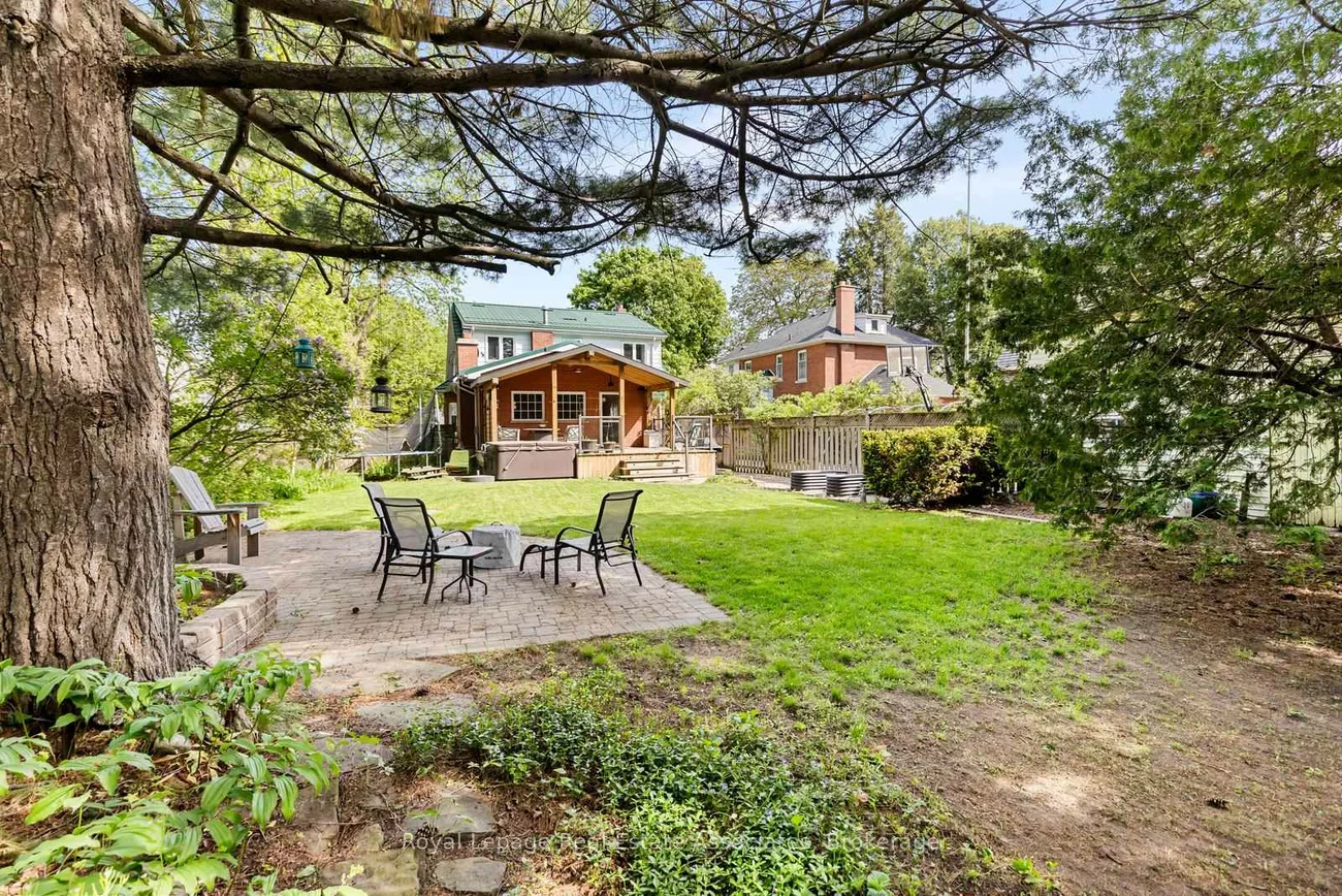 1807, Balsam, Clarkson, Mississauga