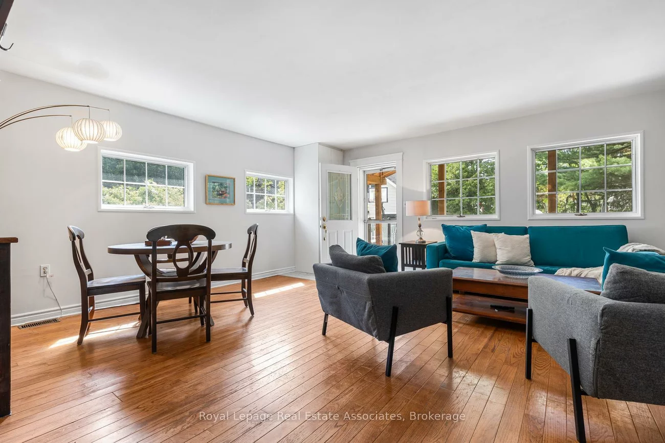 1807, Balsam, Clarkson, Mississauga