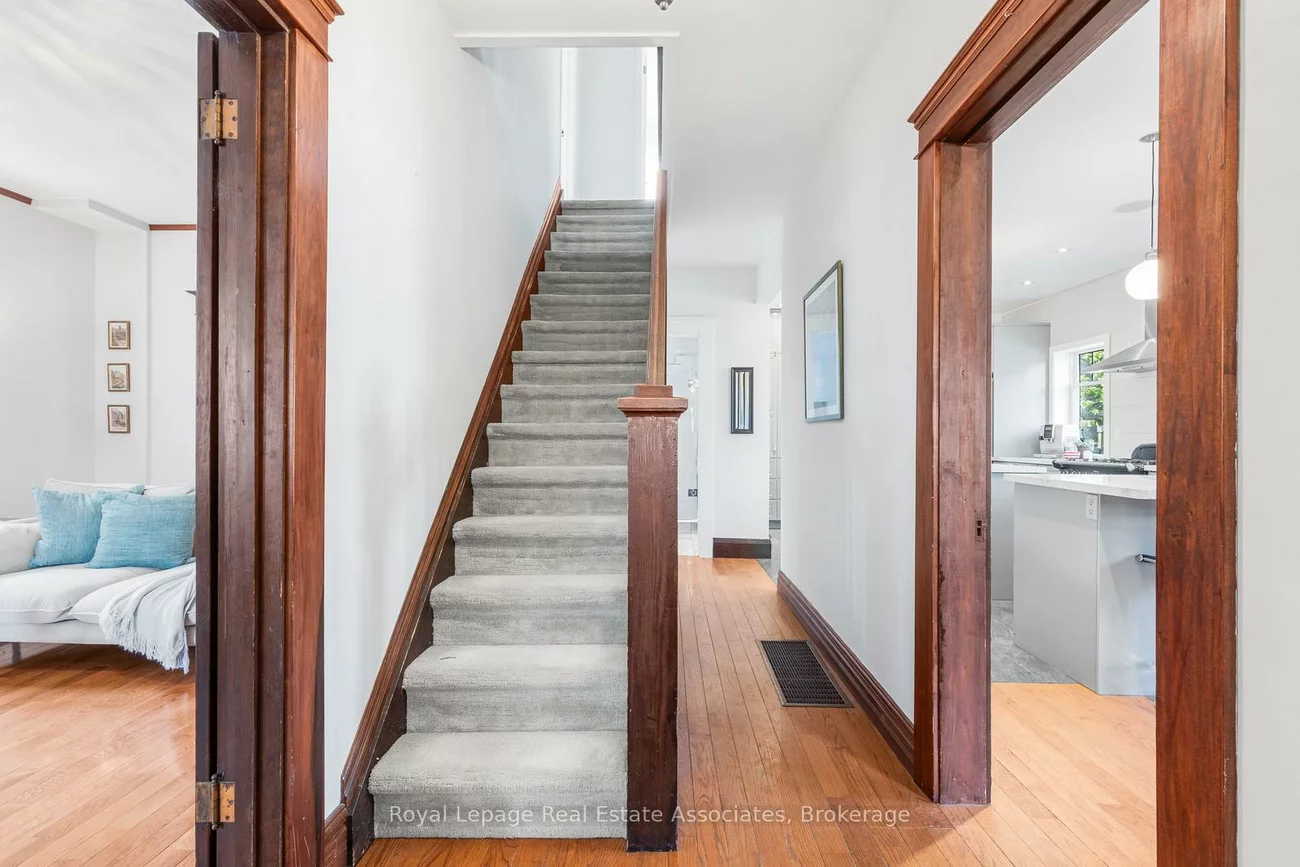 1807, Balsam, Clarkson, Mississauga
