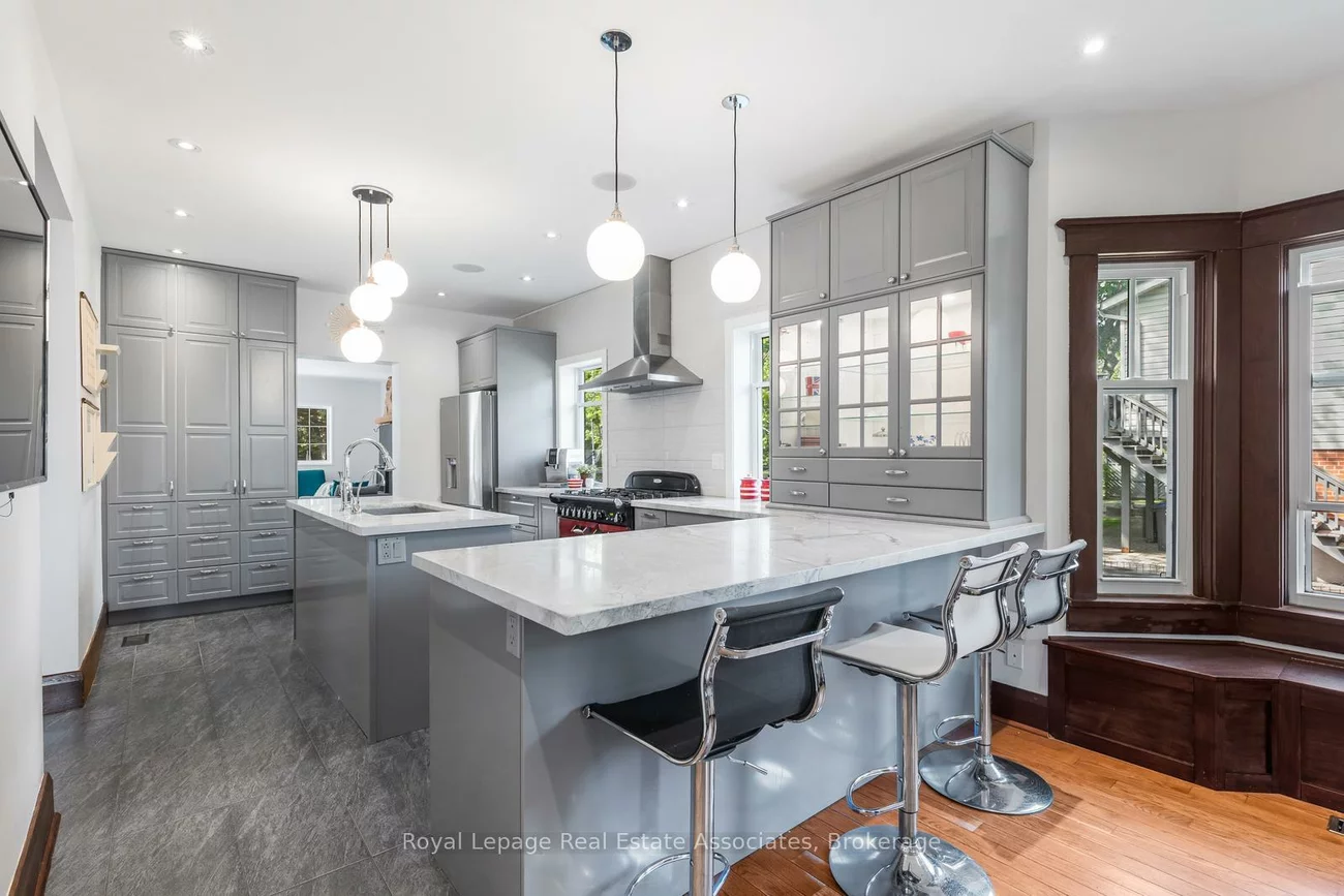 1807, Balsam, Clarkson, Mississauga