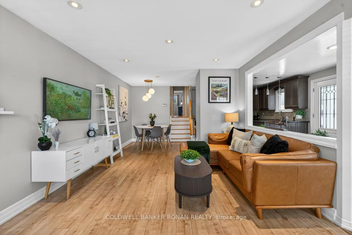 319, Thrace, Cooksville, Mississauga