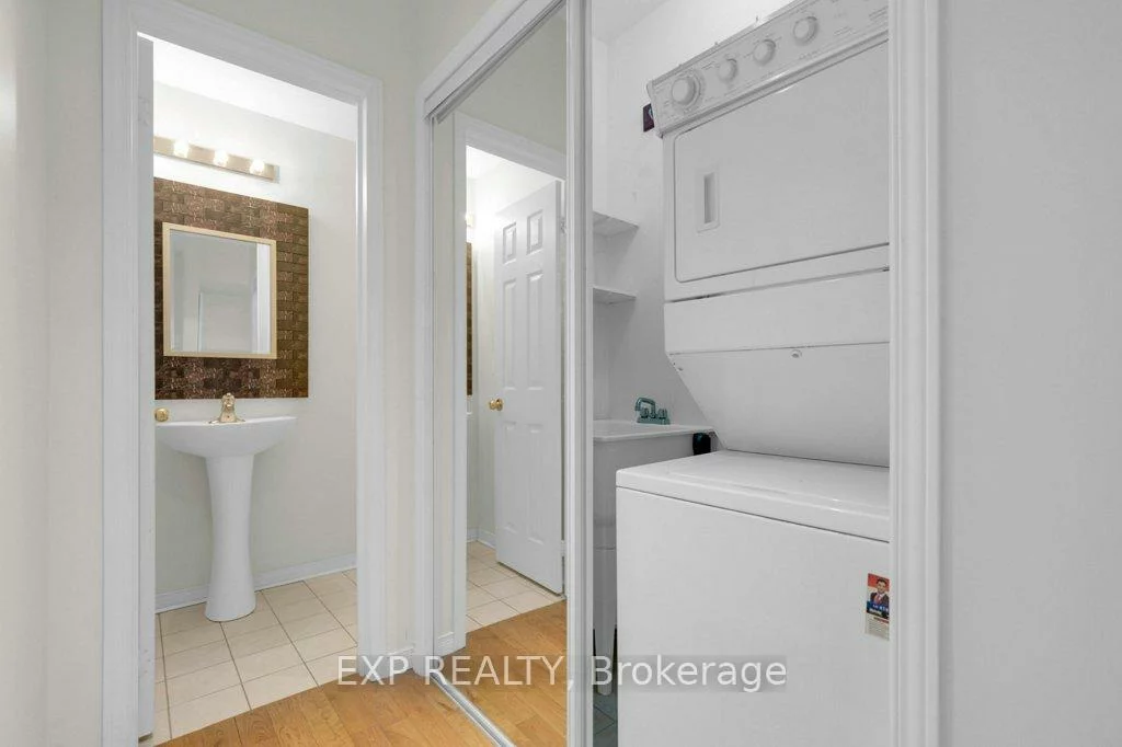 7035, Rexwood, Malton, Mississauga