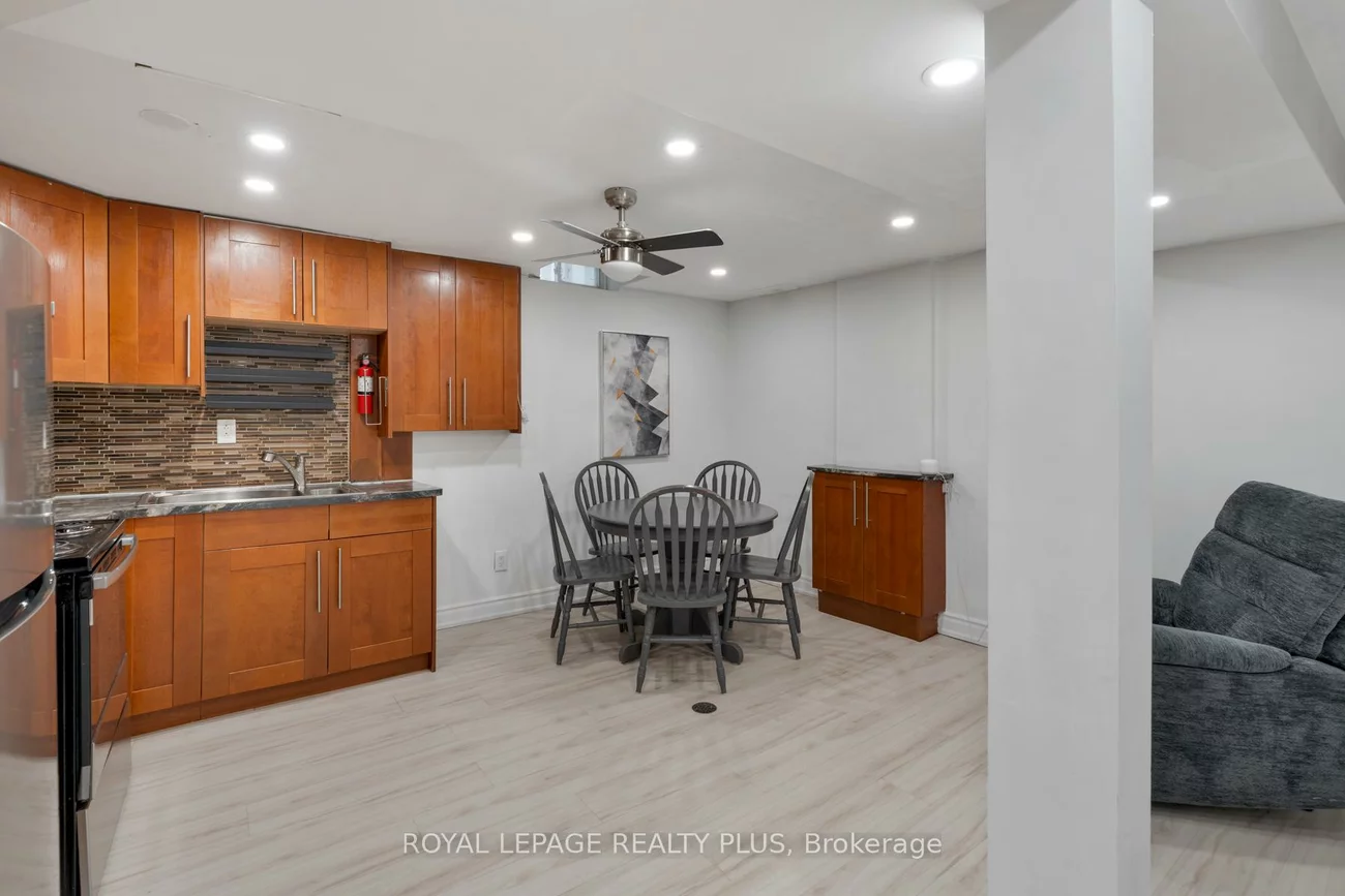 5229, Palomar, Hurontario, Mississauga