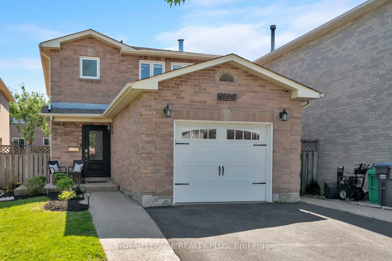 5229, Palomar, Hurontario, Mississauga