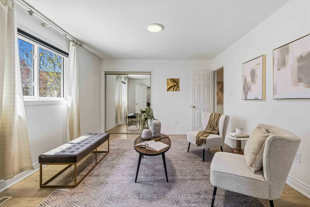 4330, Spinningdale, East Credit, Mississauga