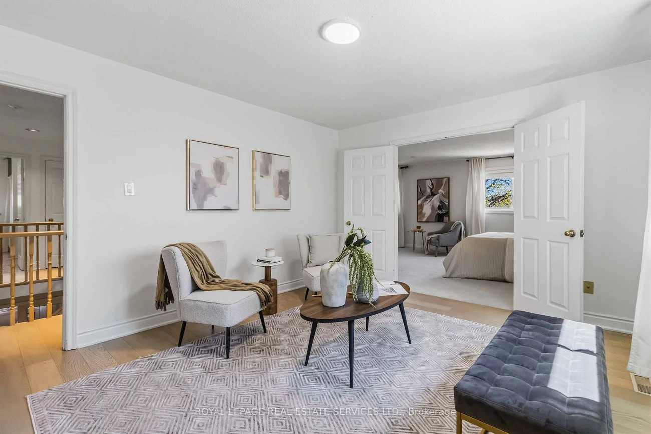 4330, Spinningdale, East Credit, Mississauga
