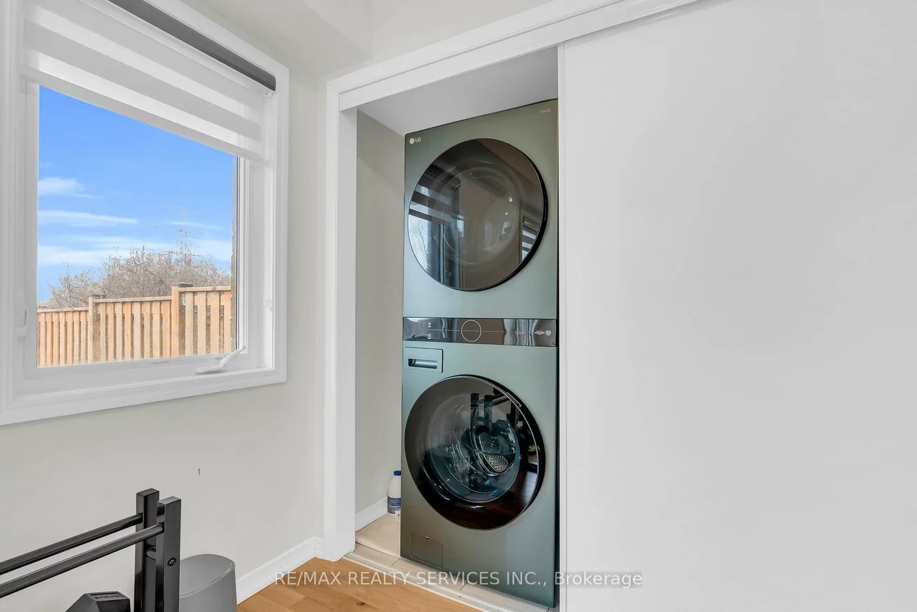 1801, Mitoff, Rathwood, Mississauga