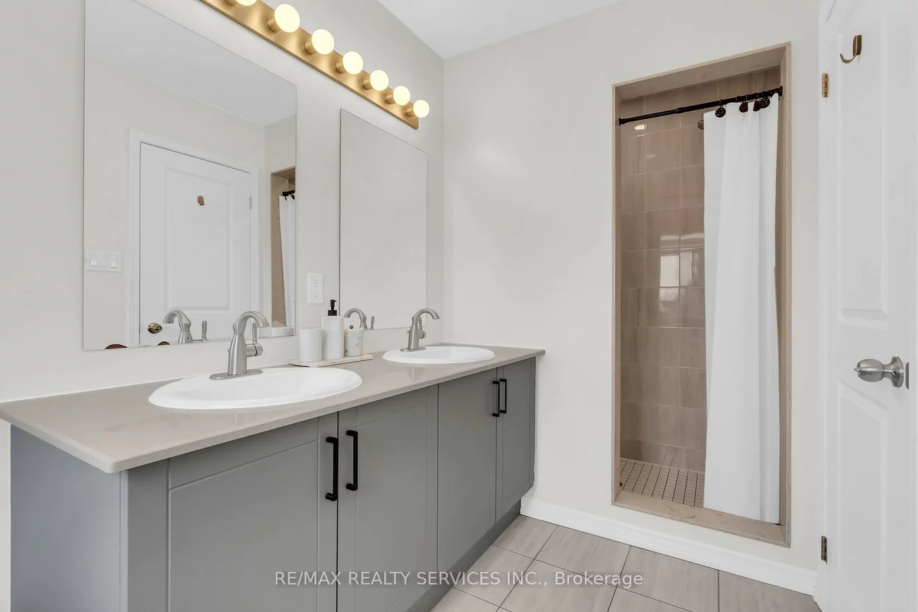 1801, Mitoff, Rathwood, Mississauga