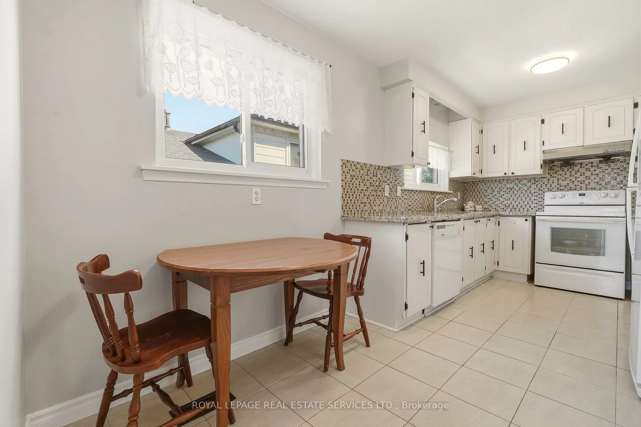 3454, Oakglade, Erindale, Mississauga