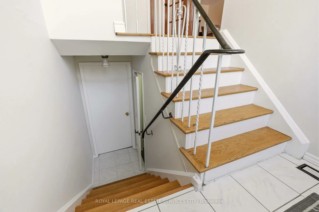 3454, Oakglade, Erindale, Mississauga