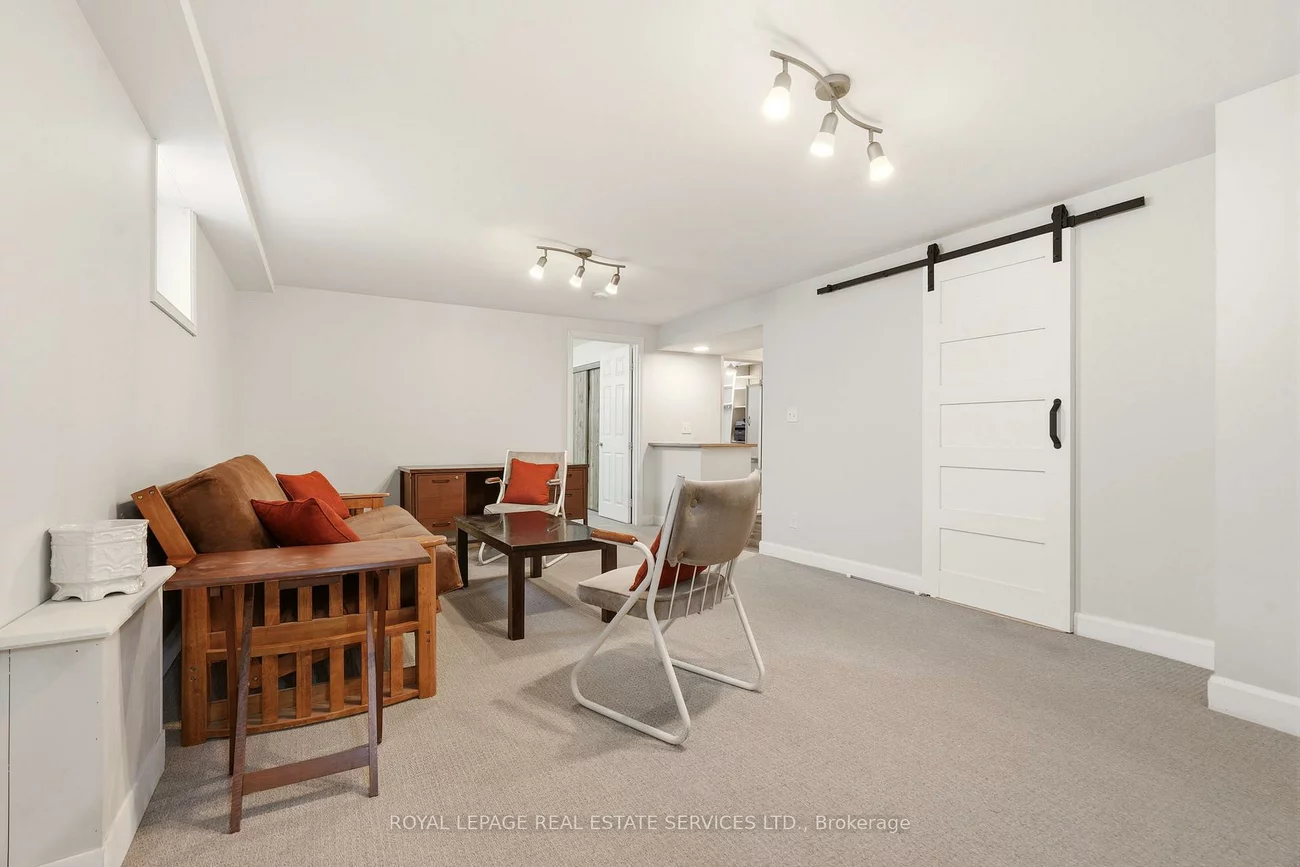 3454, Oakglade, Erindale, Mississauga