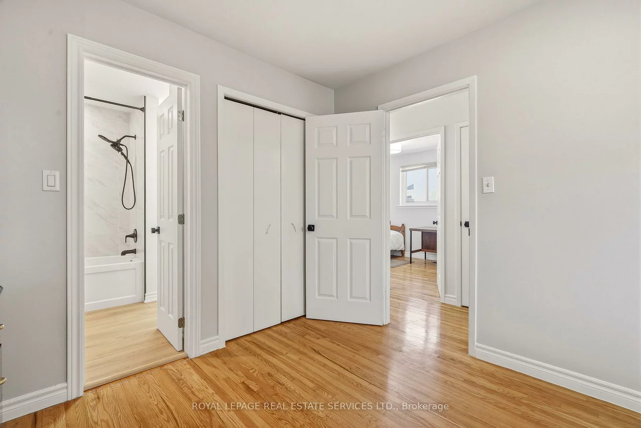 3454, Oakglade, Erindale, Mississauga