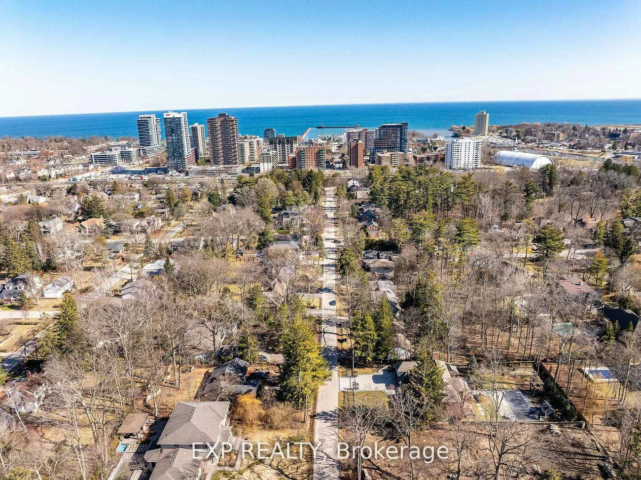 1252, Mona, Mineola, Mississauga