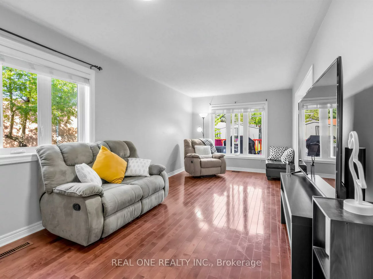 5849, Chorley, Central Erin Mills, Mississauga