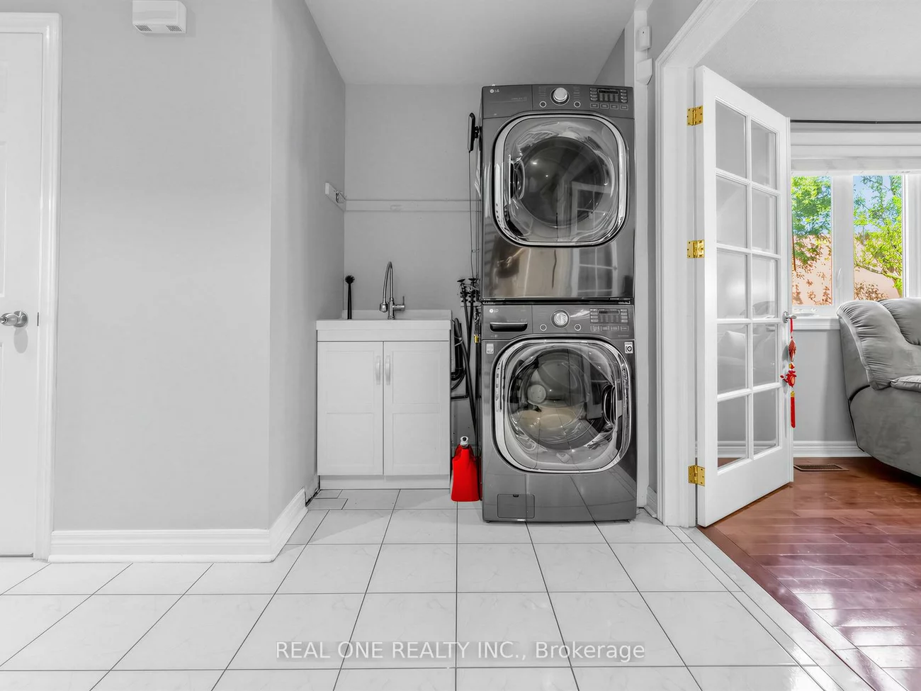 5849, Chorley, Central Erin Mills, Mississauga