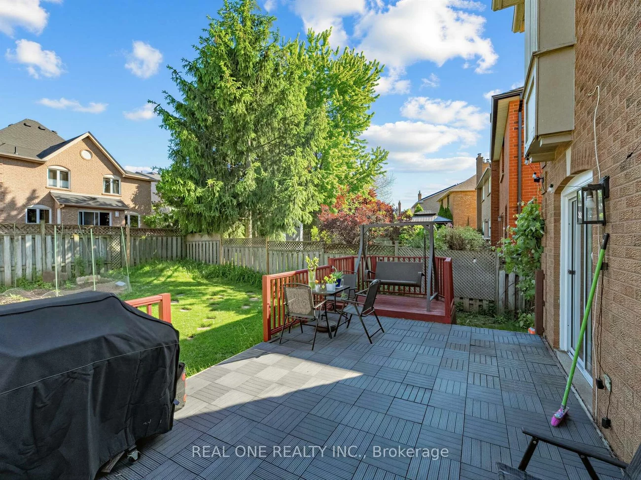 5849, Chorley, Central Erin Mills, Mississauga