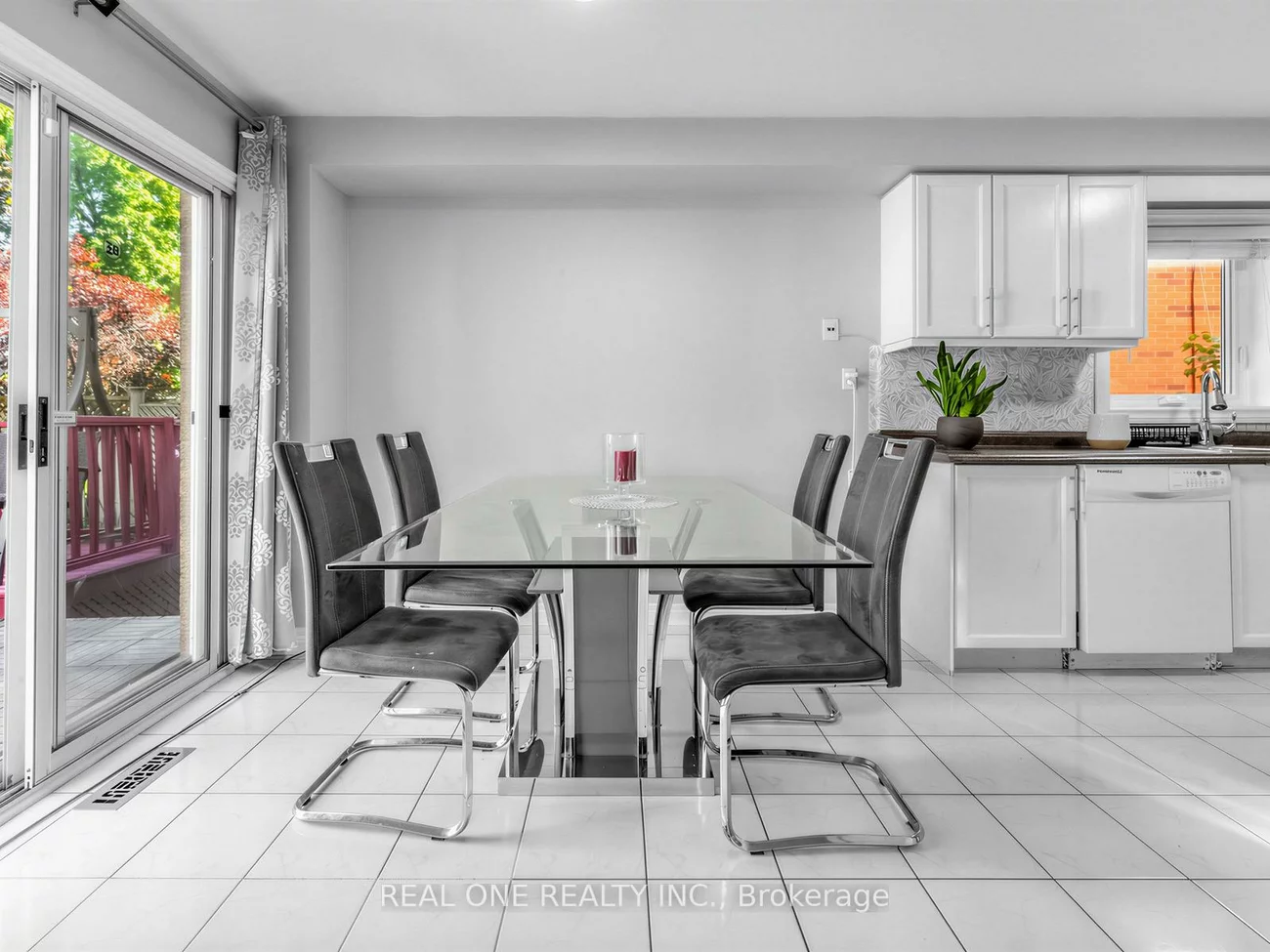 5849, Chorley, Central Erin Mills, Mississauga