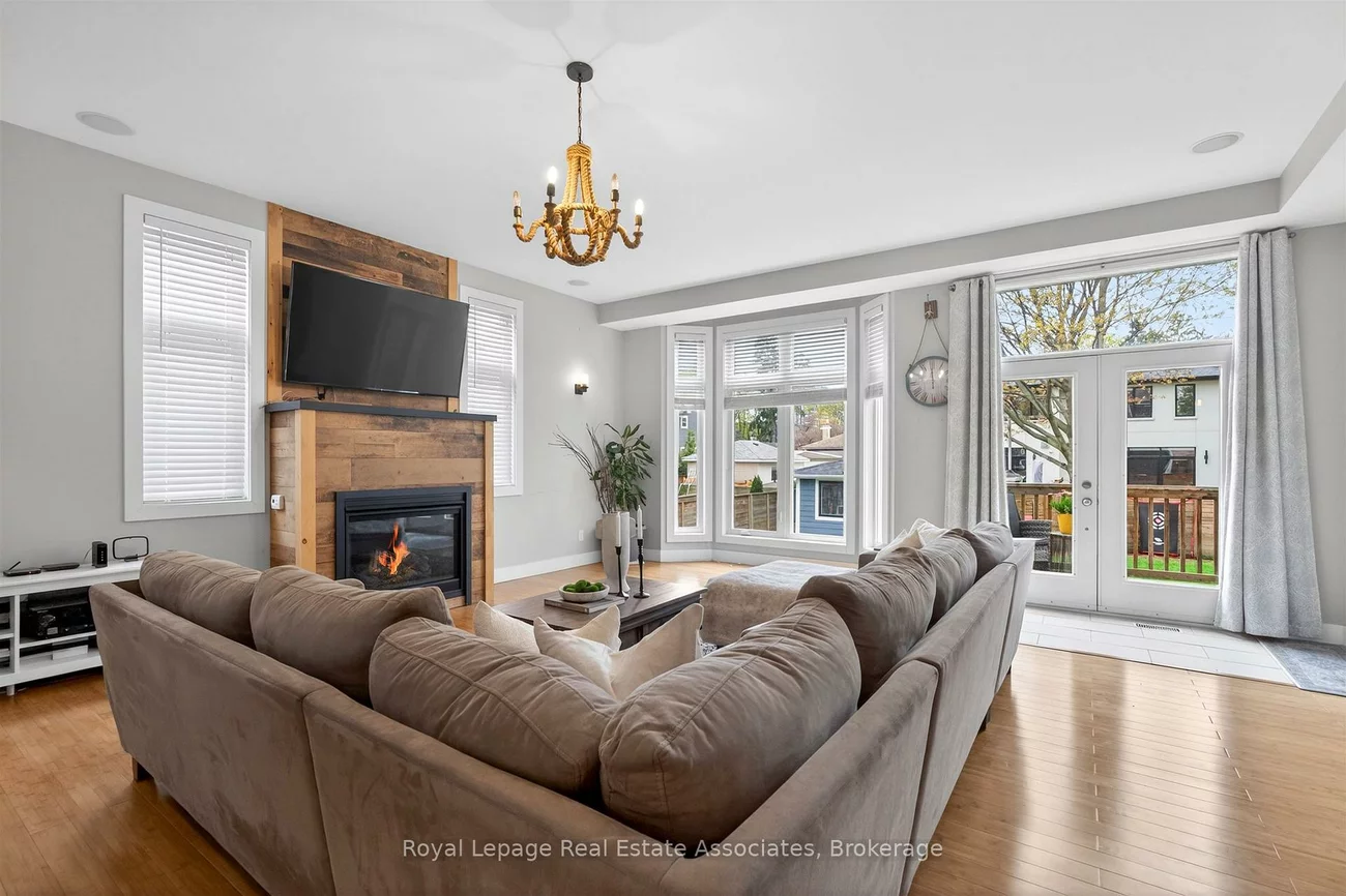 40, Briarwood, Port Credit, Mississauga
