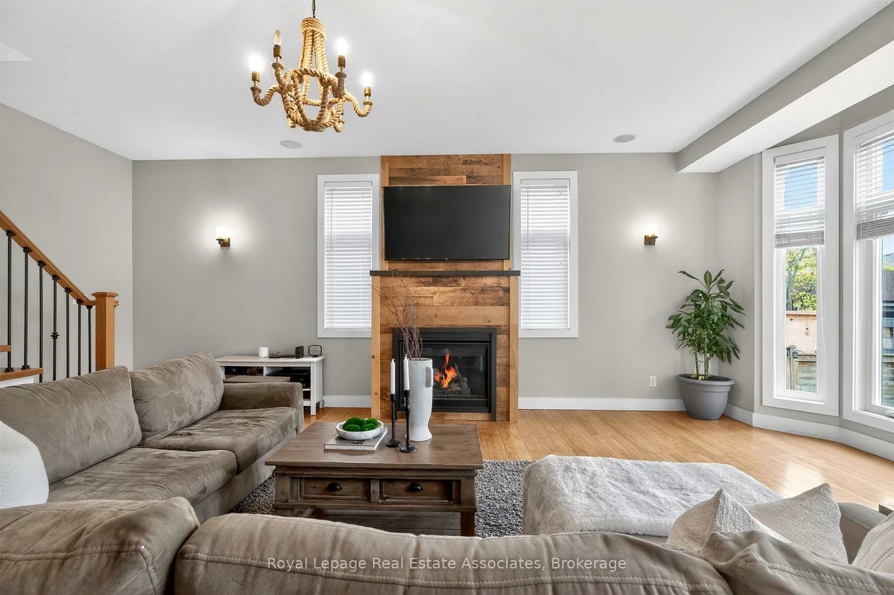 40, Briarwood, Port Credit, Mississauga