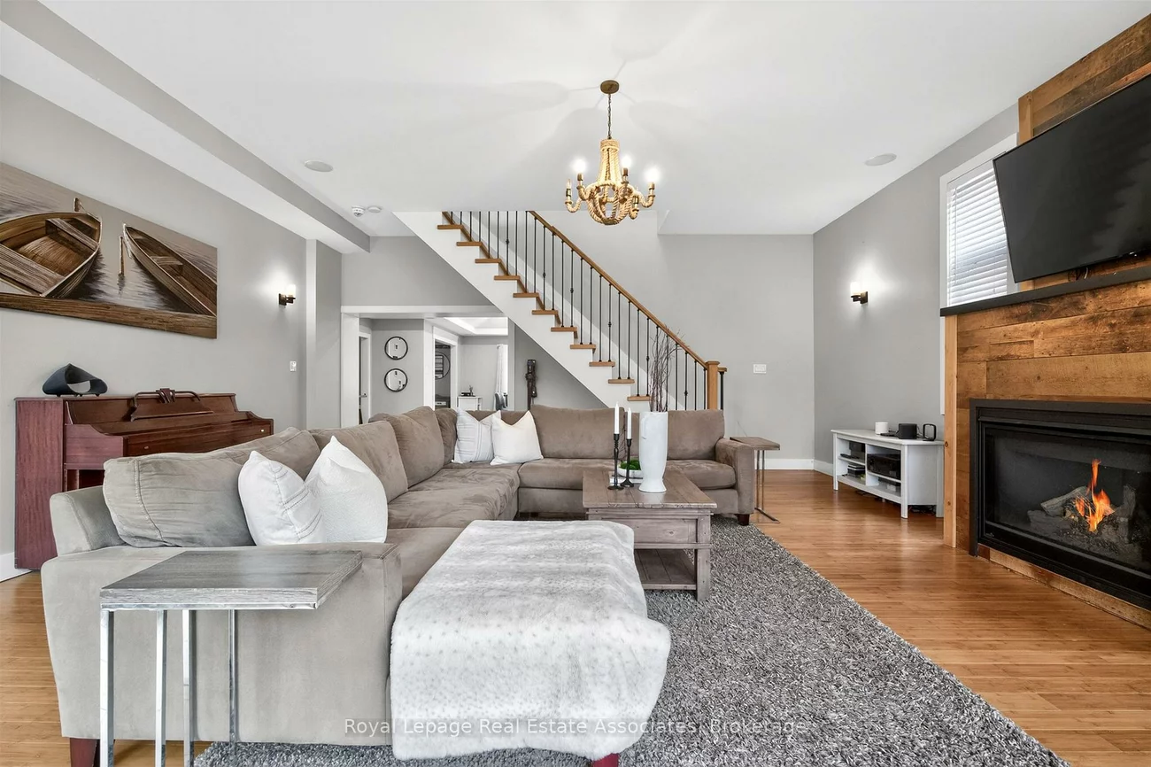 40, Briarwood, Port Credit, Mississauga