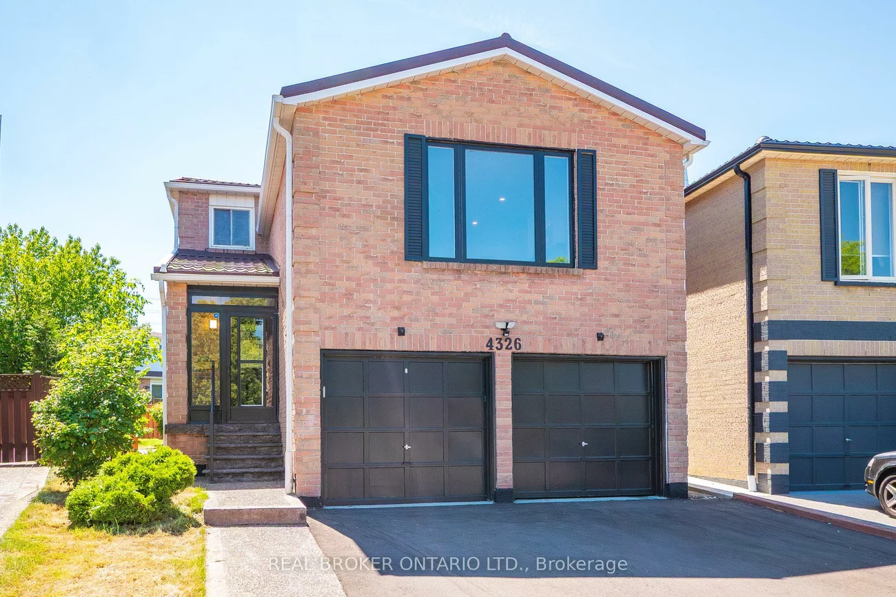4326, Waterford, Hurontario, Mississauga